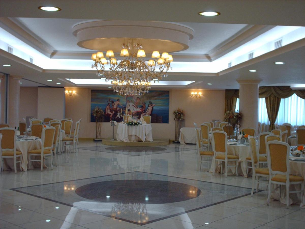 Hotel Roscianum Welness Spa 罗萨诺 外观 照片