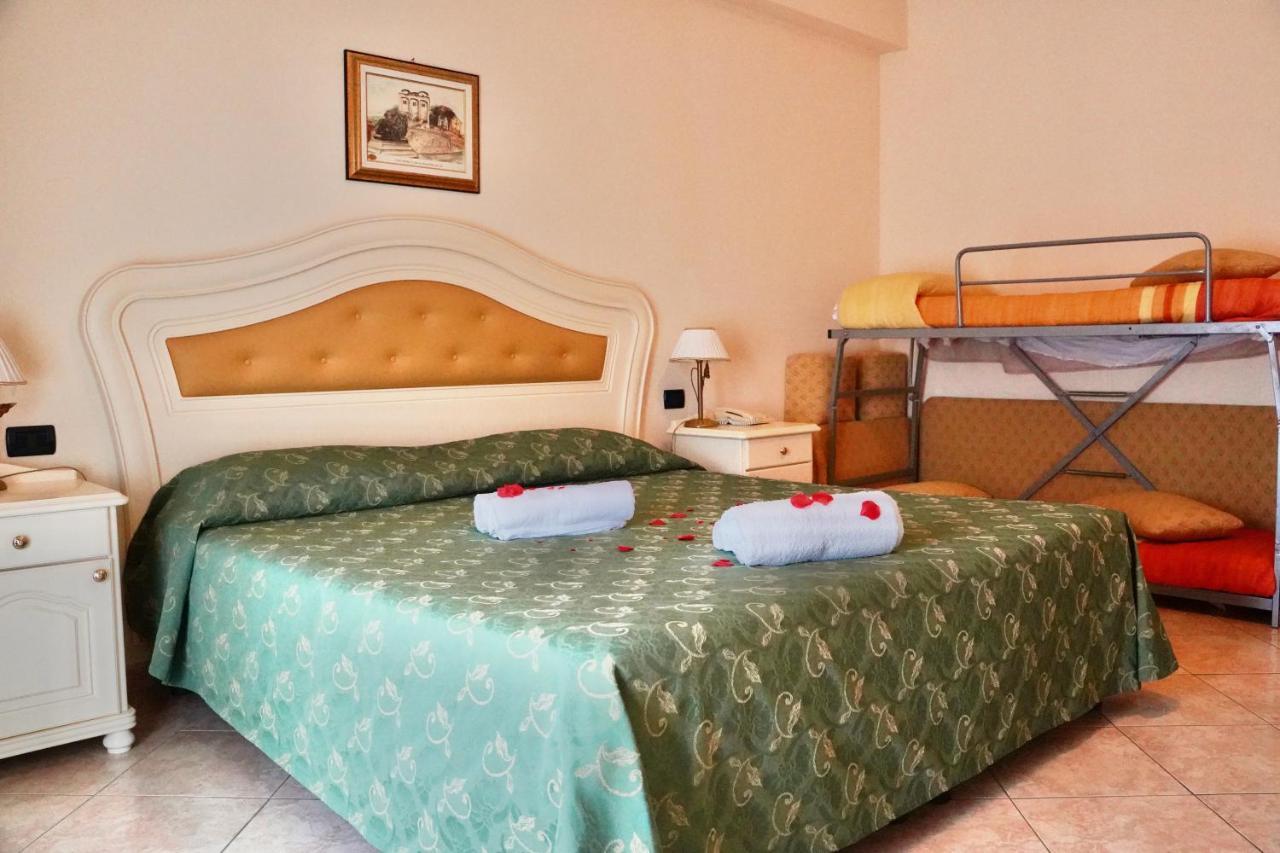 Hotel Roscianum Welness Spa 罗萨诺 外观 照片