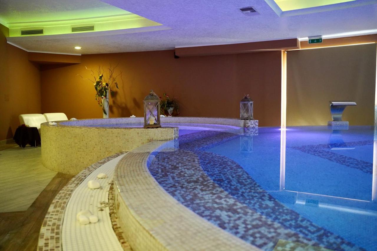 Hotel Roscianum Welness Spa 罗萨诺 外观 照片