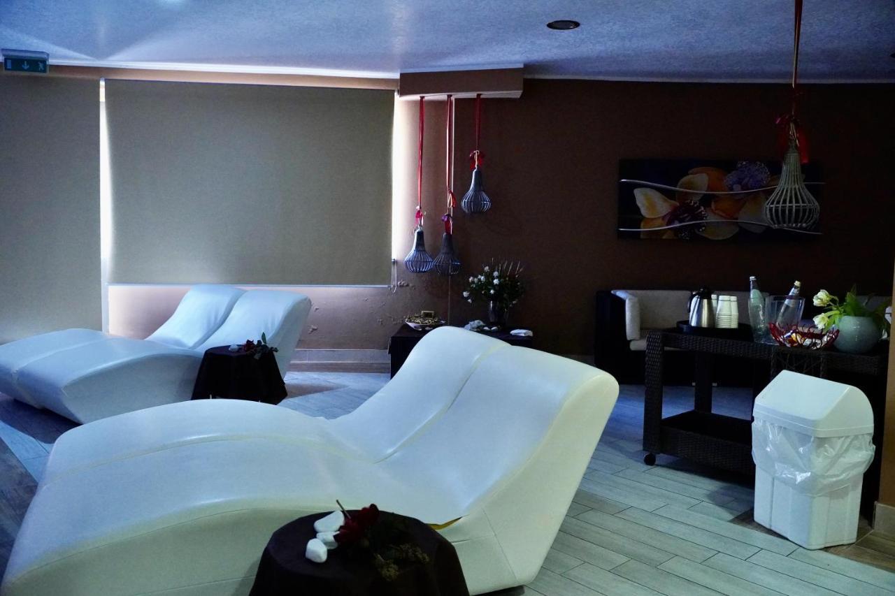Hotel Roscianum Welness Spa 罗萨诺 外观 照片