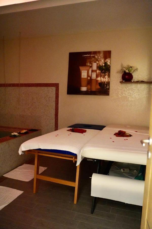 Hotel Roscianum Welness Spa 罗萨诺 外观 照片