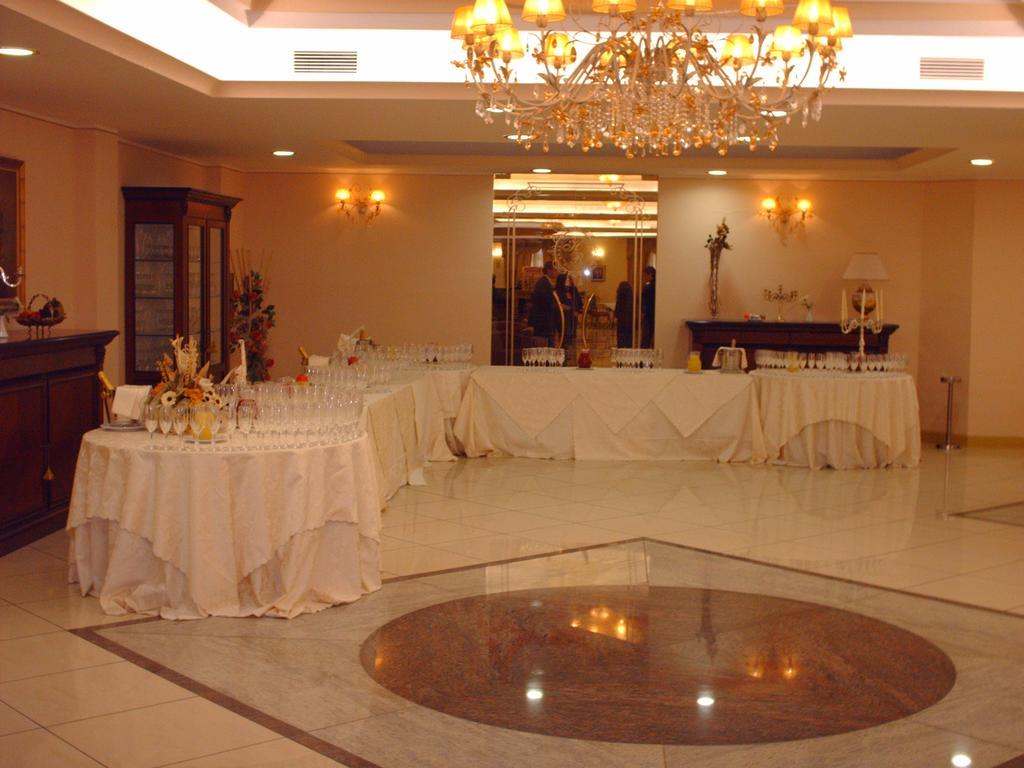Hotel Roscianum Welness Spa 罗萨诺 外观 照片