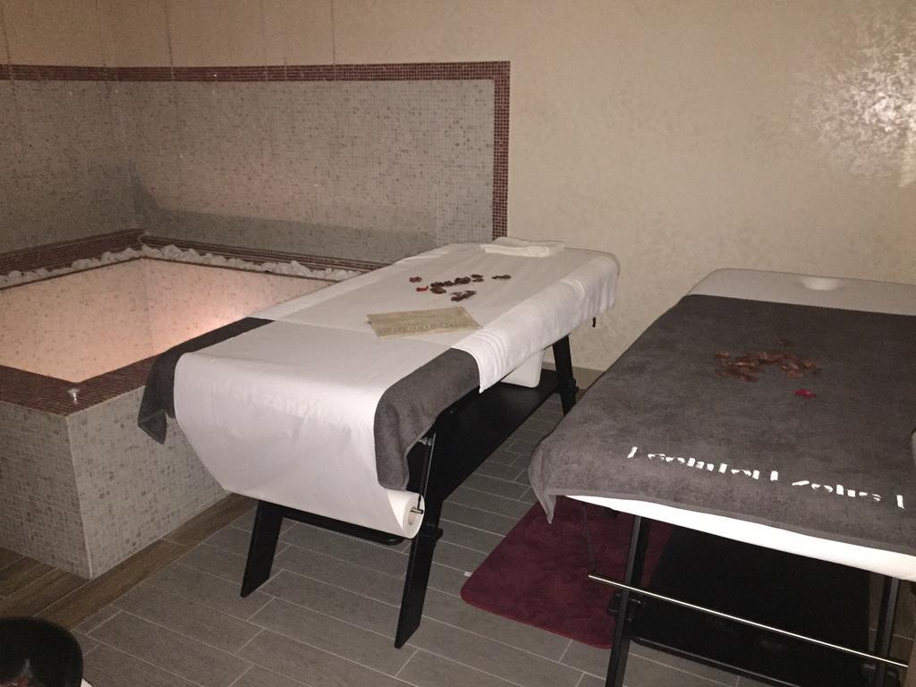Hotel Roscianum Welness Spa 罗萨诺 外观 照片
